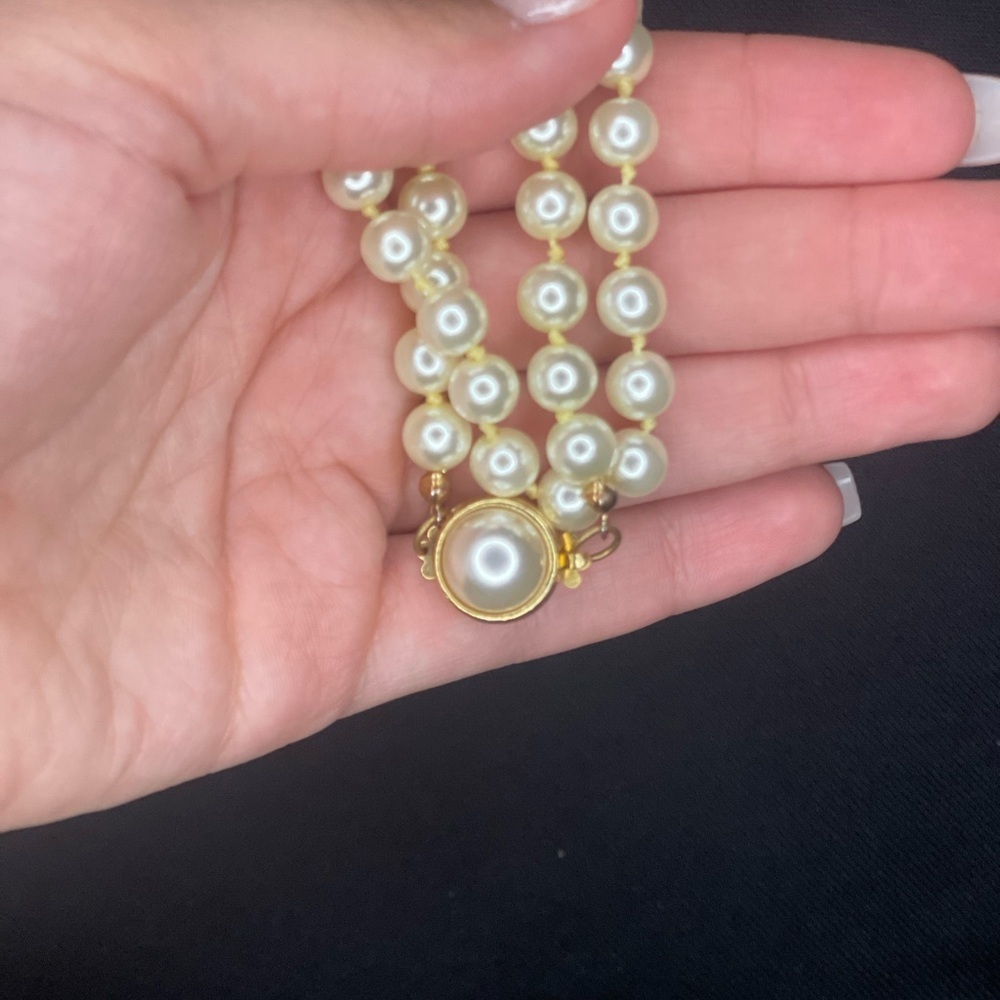 Beaded necklace